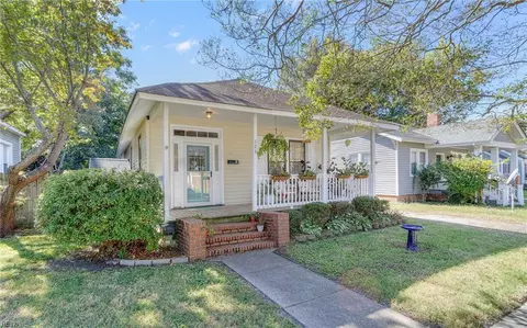 Exterior - 123 Lorengo Ave E, Norfolk, VA 23503 photo 3 of 8