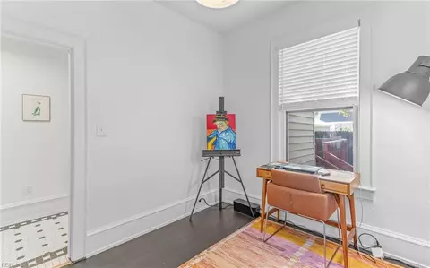 Entry Way - 123 Lorengo Ave E, Norfolk, VA 23503 photo 3 of 3