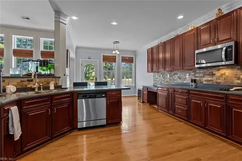 3249 Duquesne Dr, Chesapeake, VA 23321 photo 6
