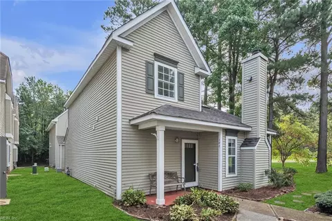 107 Watson Dr, Newport News, VA 23602