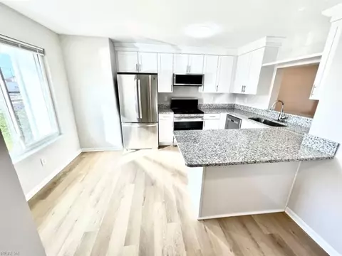 1567 Sword Dancer Dr, Virginia Beach, VA 23454