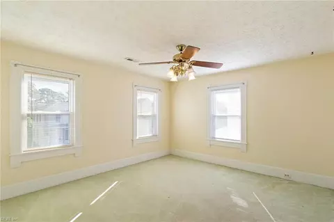 Bedroom - 313 Washington St, Hampton, VA 23669 photo 2 of 3