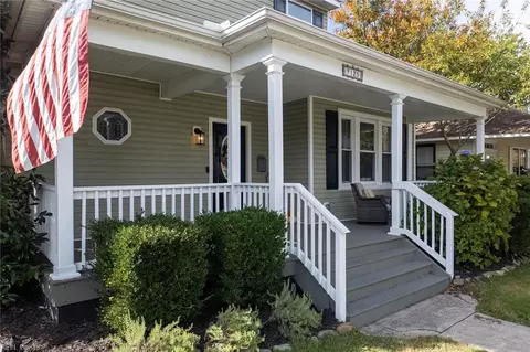 Exterior - 125 E Lorengo Ave, Norfolk, VA 23503 photo 1 of 14