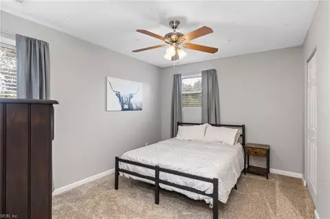 Bedroom - 125 E Lorengo Ave, Norfolk, VA 23503 photo 5 of 6