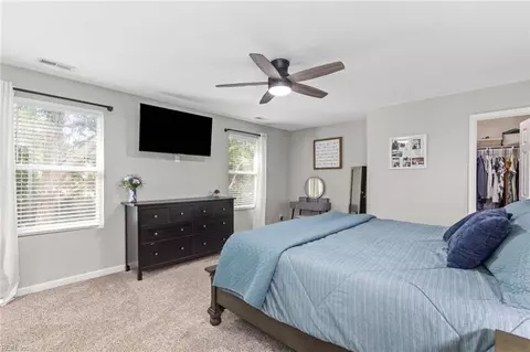 Bedroom - 125 E Lorengo Ave, Norfolk, VA 23503 photo 1 of 6