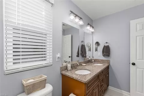 Bath - 125 E Lorengo Ave, Norfolk, VA 23503 photo 1 of 4