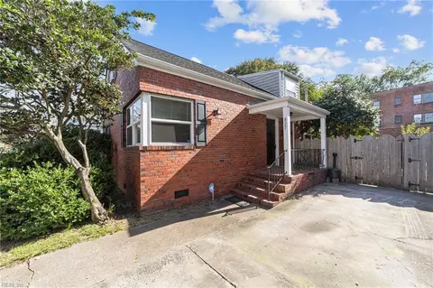 827 Harrington Ave, Norfolk, VA 23517