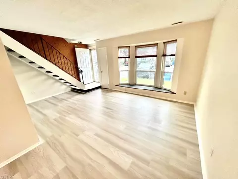 3663 Windmill Dr, Virginia Beach, VA 23453
