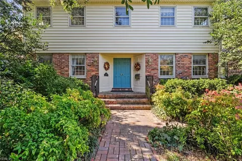 7351 Ruthven Rd, Norfolk, VA 23505