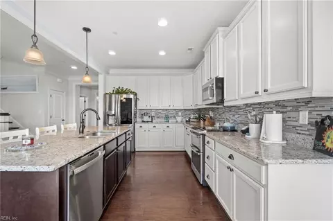 Kitchen - 169 Tranquility Trce, Chesapeake, VA 23320 photo 2 of 4