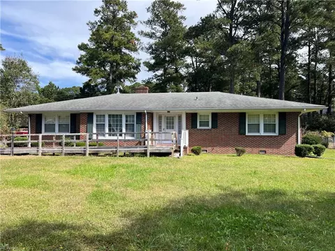 108 Hunterdale Rd, Franklin, VA 23851