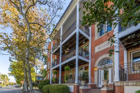 912 Matoaka St #5, Norfolk, VA 23507