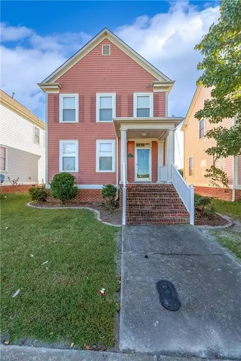 913 Elm Ave, Portsmouth, VA 23704