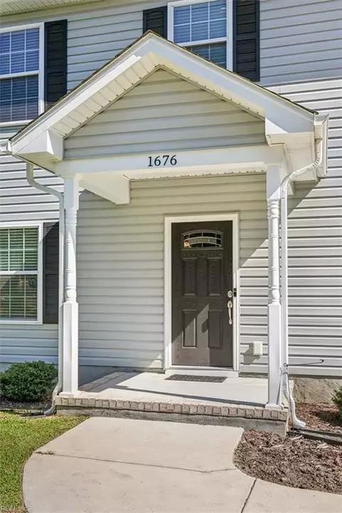 1676 Old Buckroe Rd, Hampton, VA 23664 photo 3