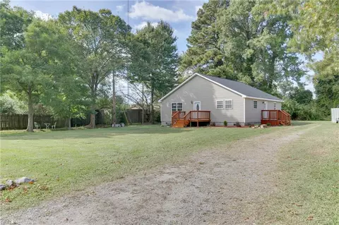118 Ilex St, Chesapeake, VA 23320