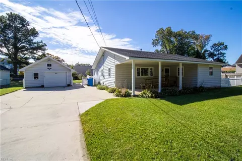 2017 Chapel Ave, Chesapeake, VA 23323