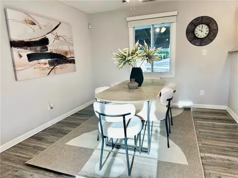 320 Cynthia Dr, Hampton, VA 23666 photo 6
