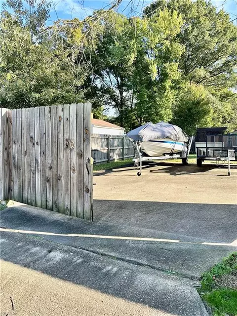 320 Cynthia Dr, Hampton, VA 23666 photo 25