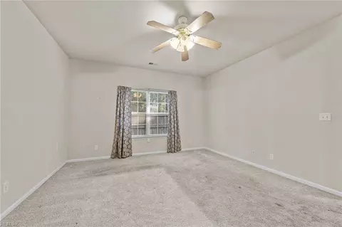 Bedroom - 4124 River Breeze Cir, Chesapeake, VA 23321 photo 4 of 8