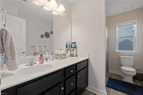 Entry Way - 12 E Berkley Dr, Hampton, VA 23663 photo 10 of 11