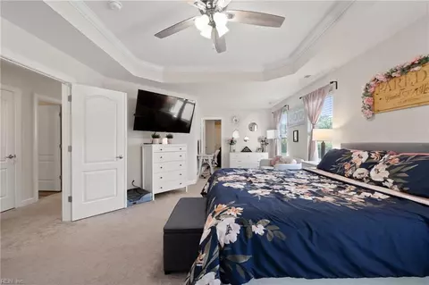 Bedroom - 12 E Berkley Dr, Hampton, VA 23663 photo 3 of 4