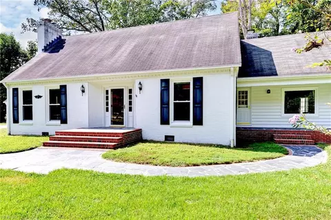 291 E Queens Dr, Williamsburg, VA 23185 photo 5