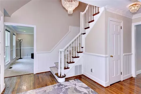291 E Queens Dr, Williamsburg, VA 23185 photo 8