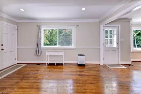 291 E Queens Dr, Williamsburg, VA 23185 photo 13