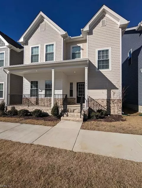 1019 Melbourne St, Newport News, VA 23608