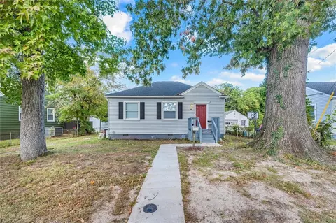 38 E Gilbert St, Hampton, VA 23669