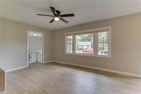 Living - 2836 Lambert Trl, Chesapeake, VA 23323 photo 4 of 5