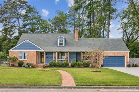 24 Barbour Dr, Newport News, VA 23606