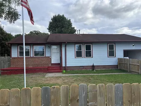 708 Teets Ln, Virginia Beach, VA 23455
