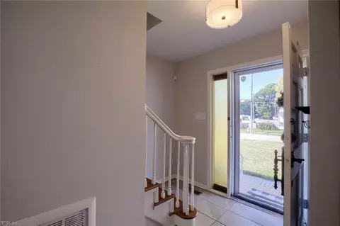 Entry Way - 1200 Old Buckroe Rd, Hampton, VA 23663 photo 1 of 1