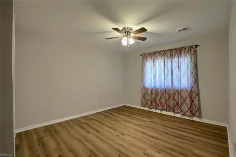 Bedroom - 1200 Old Buckroe Rd, Hampton, VA 23663 photo 2 of 3