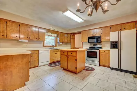 2826 Windjammer Rd, Suffolk, VA 23435 photo 14