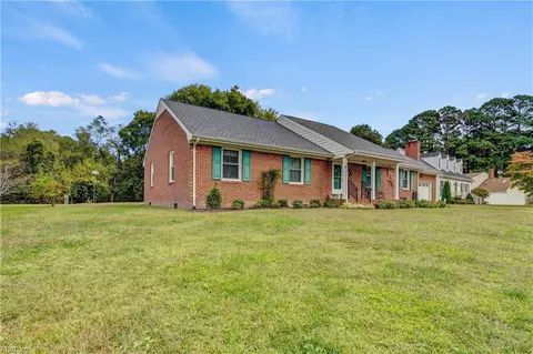 2826 Windjammer Rd, Suffolk, VA 23435 photo 2
