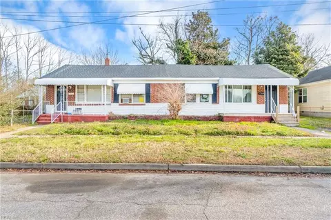 11 Grand St, Portsmouth, VA 23701