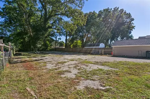 16 Woodland Rd, Hampton, VA 23663 photo 32