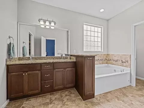 Bath - 467 Wisdom Path, Chesapeake, VA 23322 photo 1 of 6