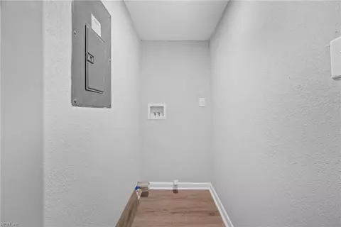 616 Pennsylvania Ave, Hampton, VA 23661 photo 14
