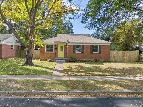605 Summers Dr, Norfolk, VA 23509 photo 29