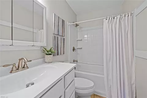 605 Summers Dr, Norfolk, VA 23509 photo 19