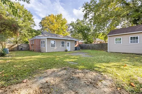 605 Summers Dr, Norfolk, VA 23509 photo 32