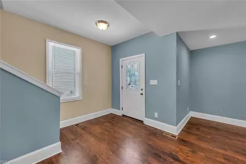 318 Chapel St, Hampton, VA 23669