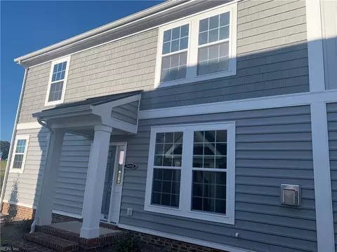 1005 Robinson Rd #3B, Suffolk, VA 23434