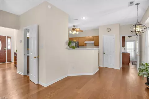6402 Worcester Way, Suffolk, VA 23435 photo 11