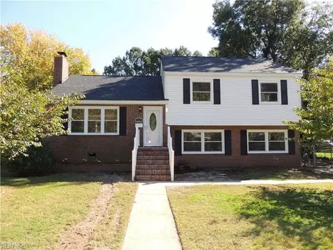 22 Timberline Cres, Newport News, VA 23606
