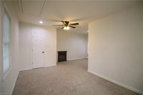 Living - 2825 Rosalee Dr, Hampton, VA 23661 photo 3 of 3
