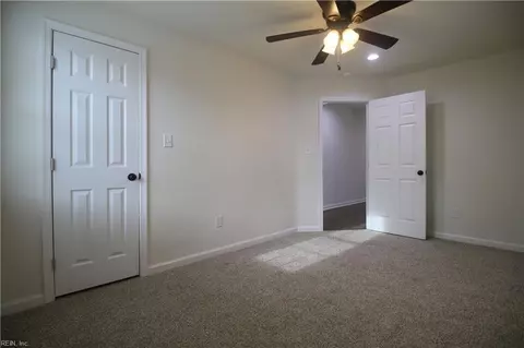 Bedroom - 2825 Rosalee Dr, Hampton, VA 23661 photo 1 of 4